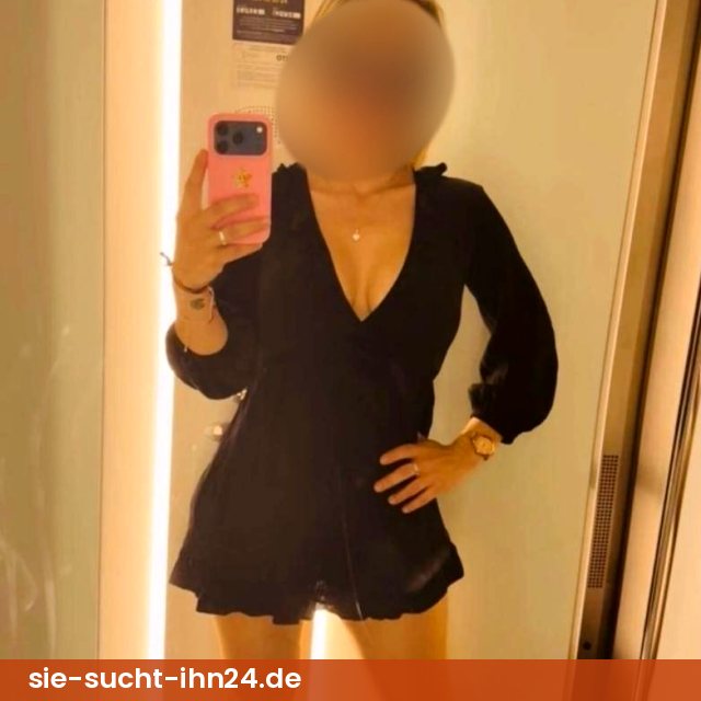 Julia 43 Weinstadt